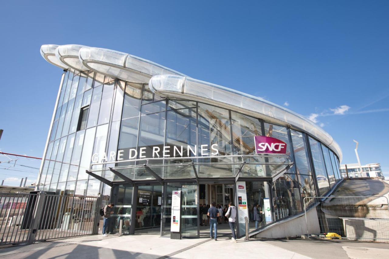Private Neuf, Rennes, Gare De